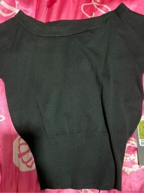 Black Off-the-Shoulder Knit Top AND Leggings - Unbranded